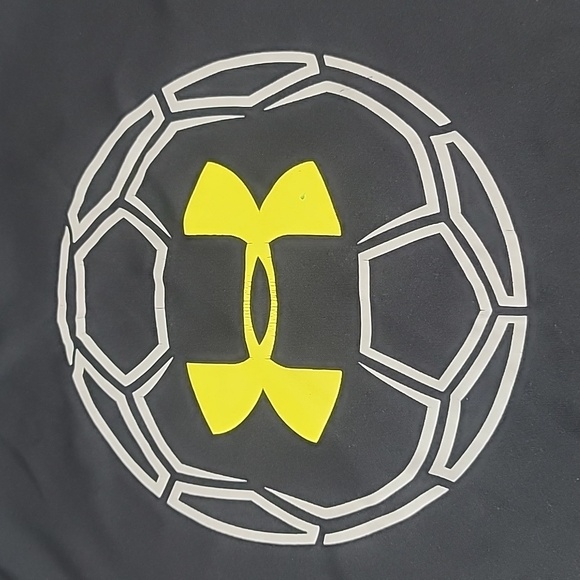 Under Armour Heat Gear "Soccer Ball Decal"  Youth Loose T-shirt Size YLG - Picture 2 of 6